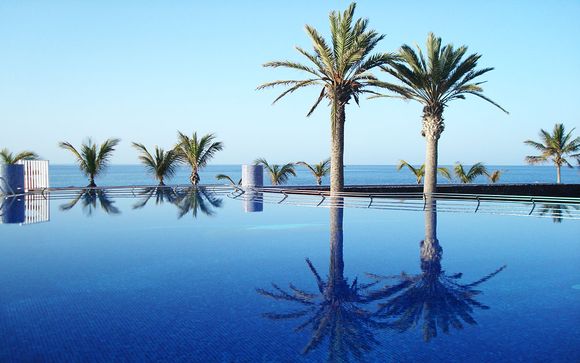 Vik Hotel San Antonio 4*