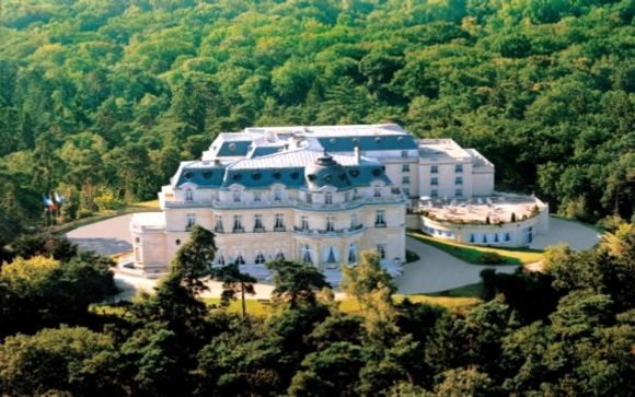 Tiara Château Hotel Mont Royal Chantilly ****