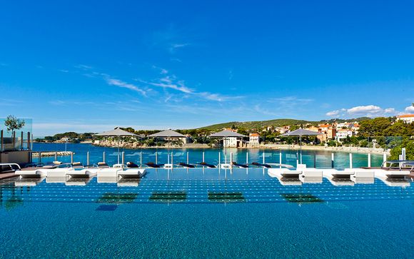 Hôtel Ile Rousse Thalazur 5*