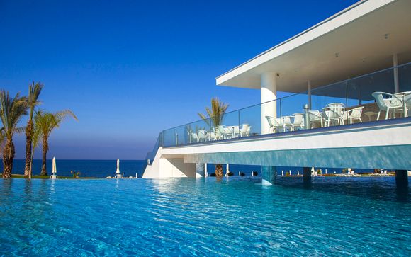 Hôtel King Evelthon Beach & Resort 5*