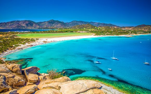 Cadre paisible entre golf, collines et mer