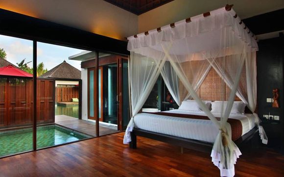 Poussez les portes de l'hôtel Furama Villas & Spa 4*
