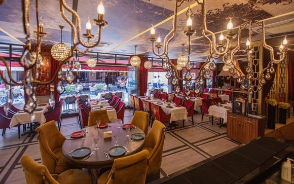 Viaggio dei sensi al Deraliye Ottoman Palace Restaurant, Selezione Guida Michelin