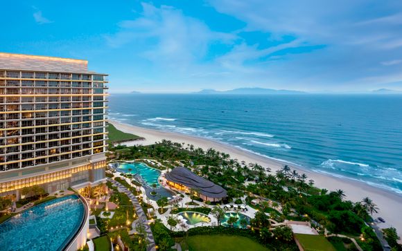 New World Hoiana Beach Resort 5*