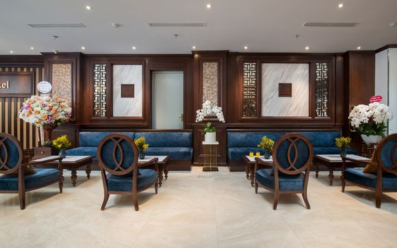 The Q hotel 4*