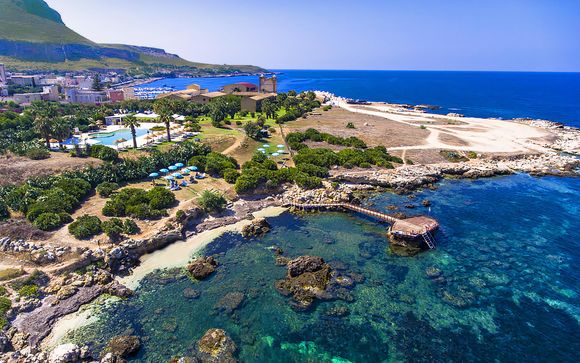 Phi Hotel La Tonnara di Bonagia 4*
