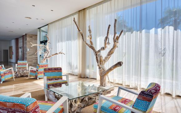 Tropic Garden Hotel Apartments 4*