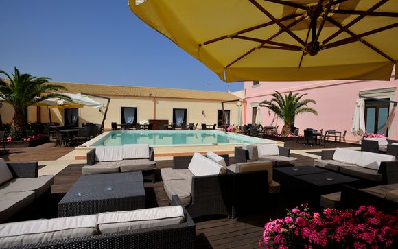 Sikania Eco Resort 4*