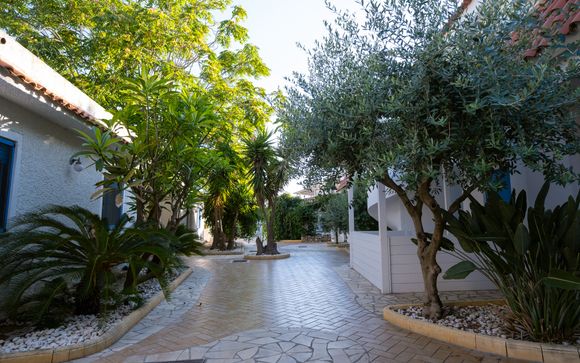 Regent Beach Hotel & Apartments 4*