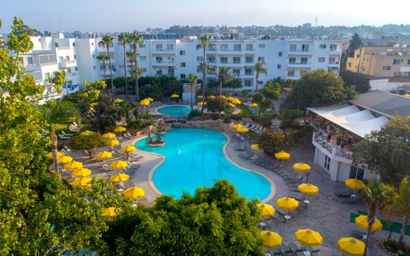 Mayfair Hotel 4*