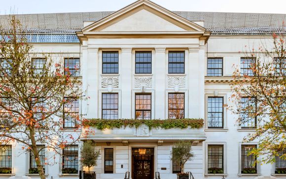 Town Hall Hotel & Apartments 5*
