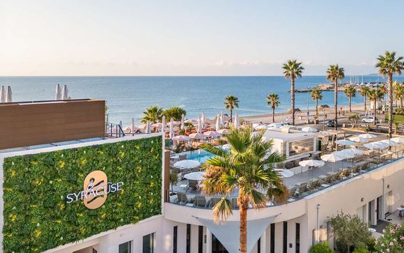 Mercure Villeneuve Loubet Plage 4*