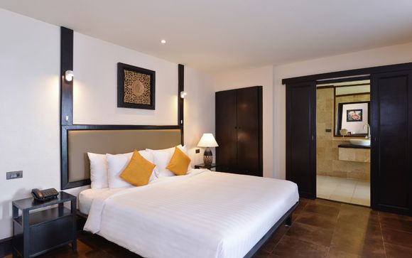 Phuket - Andaman White Beach Resort