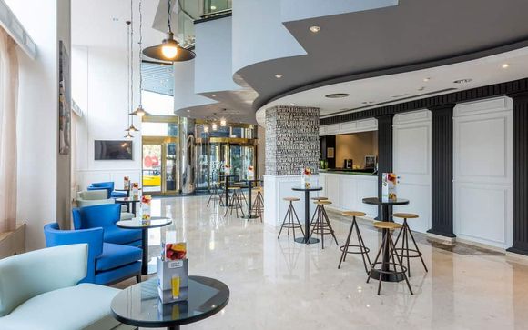 Tryp Barcelona Apolo Hotel 4*