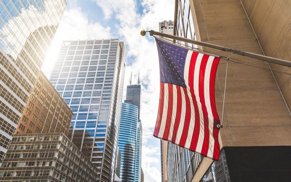 Cambria Hotel Magnificent Mile 4* + Arlo NoMad 4*