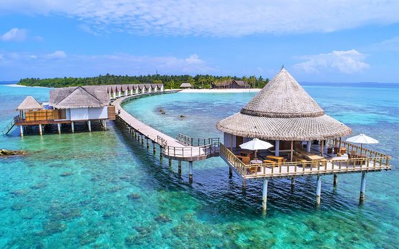 Furaveri Island Resort & Spa 4*S
