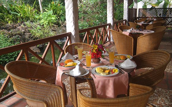 Diani - Pinewood Beach Resort and spa 4*