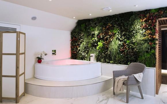 Hôtel Saint Pétersbourg Paris 4*