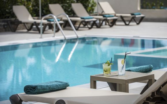 Il Petousis Hotel & Suites 4*
