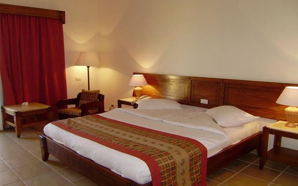 The Three Corners Fayrouz Plaza Beach Resort 5*
