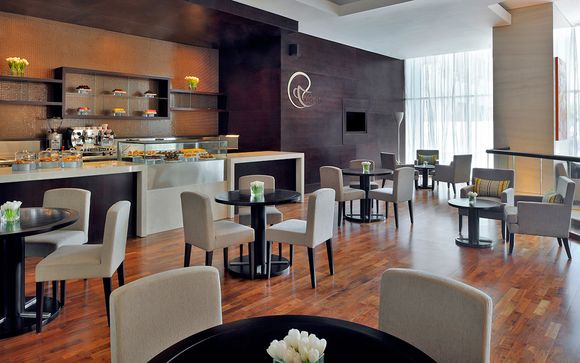 Il Mövenpick Jumeirah Lakes Towers 5*