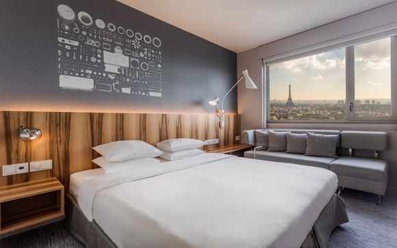 Hyatt Regency Paris Etoile 4*