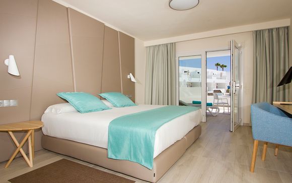 Aqua Suites Boutique Hotel 4* 