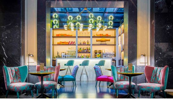 Radisson Blu Hotel Madrid Prado 4*