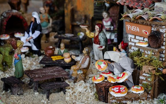 Minitour della Campania tra mercatini, presepi e folklore
