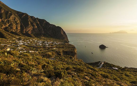 Alla scoperta delle tre perle delle Eolie