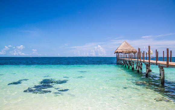 Hotel Royalton Suites Cancun Resort & Spa 5*
