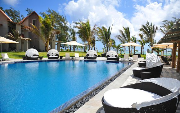 Maritim Crystals Beach Hotel 4*