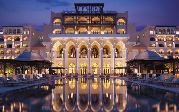 Shangri-La Hotel, Qaryat Al Beri 5*