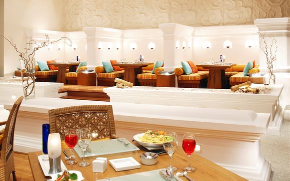 Jolie Ville Royal Peninsula Resort 5*