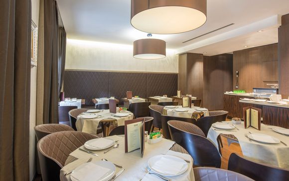 Berg Luxury Hotel 4*S
