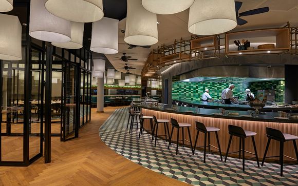 Hyatt Regency Amsterdam 5*