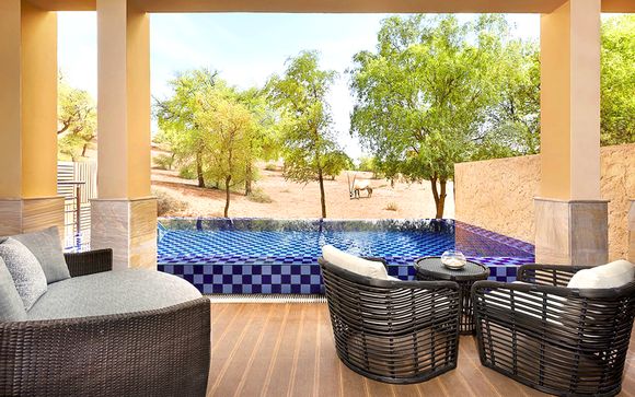 The Ritz-Carlton Ras Al Khaimah 5* + JW Marriott Marquis Dubai Hotel 5*