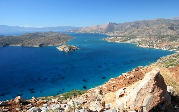 Alla scoperta dell'isola di Minosse con auto inclusa