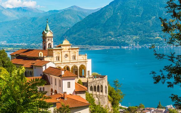 Romantico castello medievale sul Lago Maggiore