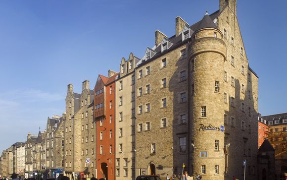 L'Hotel Radisson Blu Edinburgh 4*