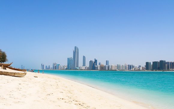 Sofisticato ed elegante 5* affacciato sulla spiaggia