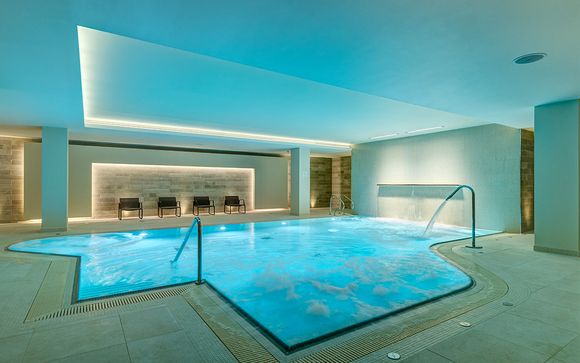 Apex City of Bath Hotel 4*