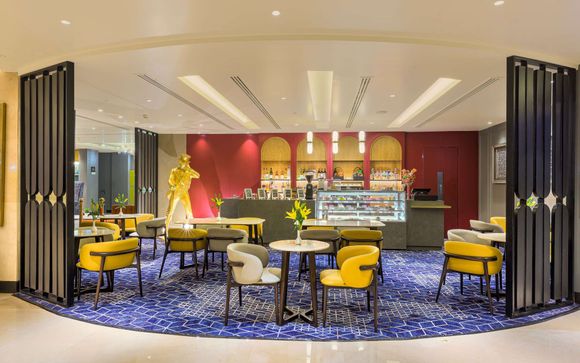 Grand Mercure Agra 5*