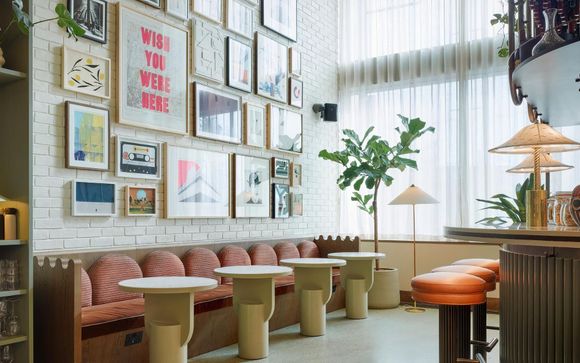 Tribe Canary Wharf 4*