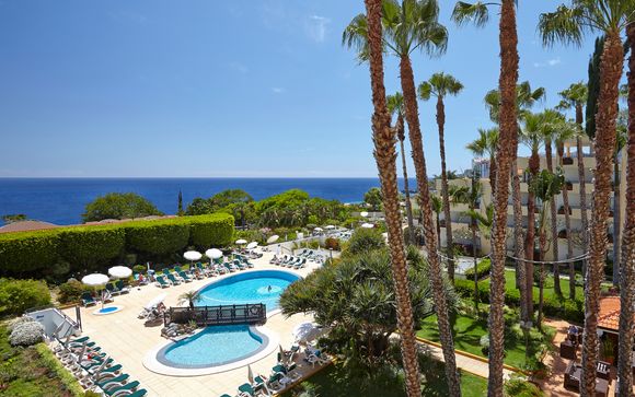 Suite Hotel Eden Mar 4*