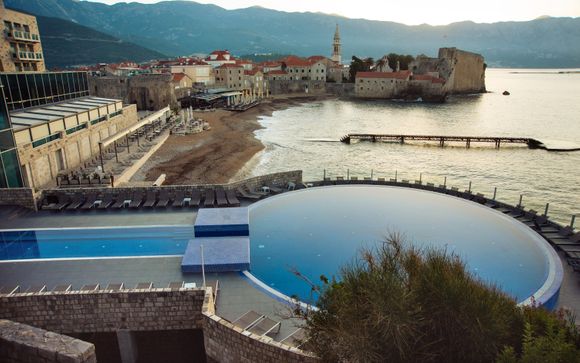 Avala Resort & Villas 4*