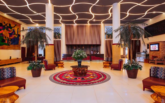 Mövenpick Nairobi Hotel & Residences 5*