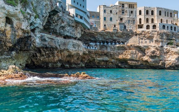 Boat excursion to the Caves of Polignano a Mare (from 3 years old)