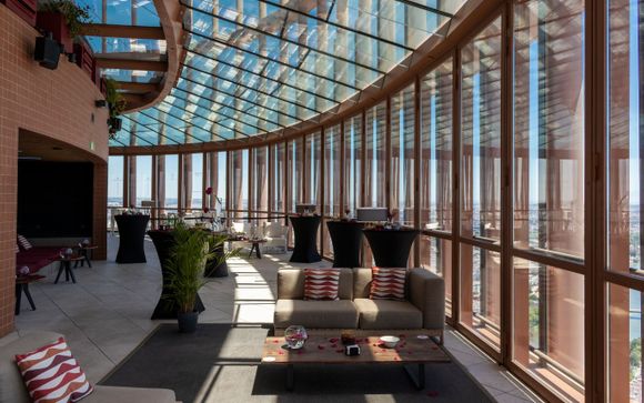 Eurostar Torre Sevilla 5*
