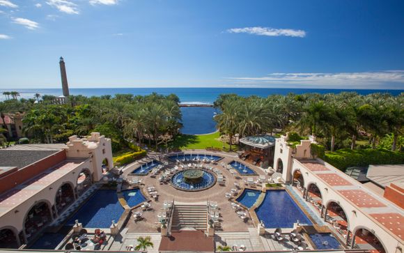 Hotel Lopesan Costa Meloneras Resort & Spa 5*